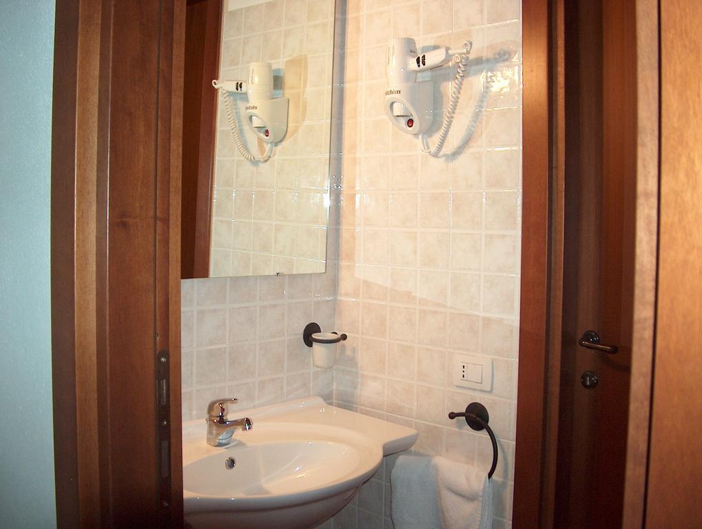 Guest House Il Giardino Segreto Cagliari Habitación foto