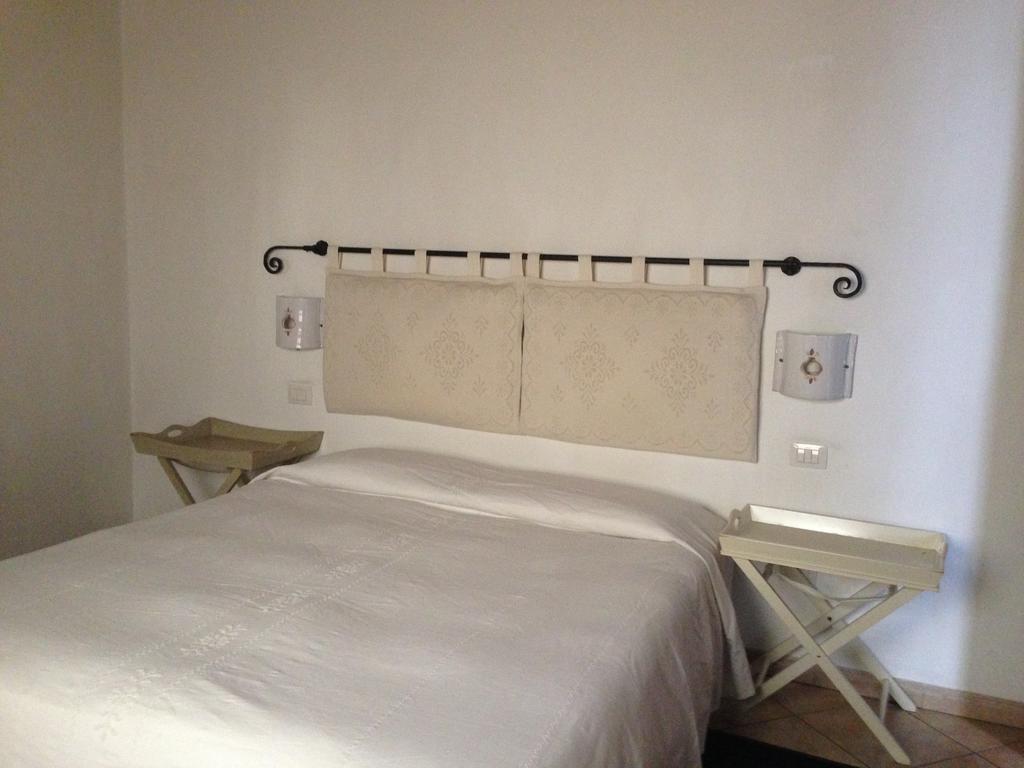 Guest House Il Giardino Segreto Cagliari Habitación foto