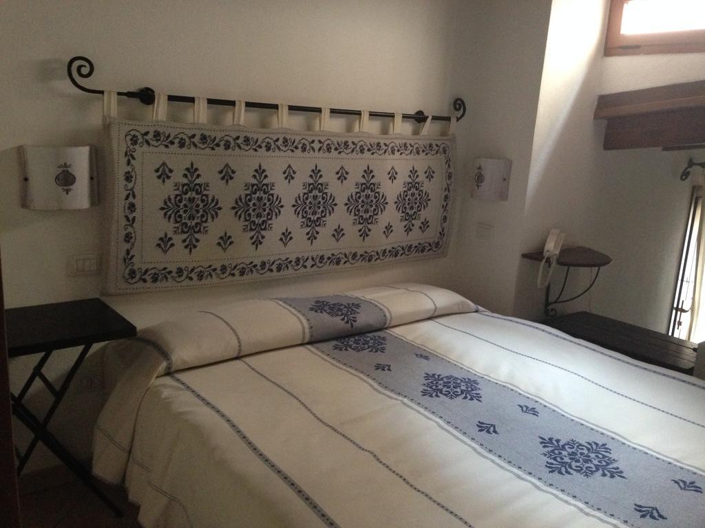 Guest House Il Giardino Segreto Cagliari Habitación foto