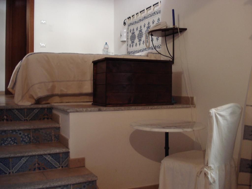 Guest House Il Giardino Segreto Cagliari Exterior foto